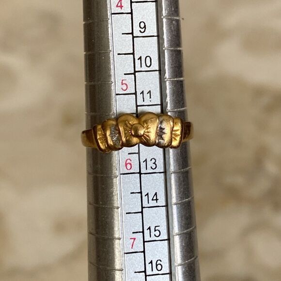 22K Yellow & White Gold “Ribbon” Ring - Picture 9 of 10